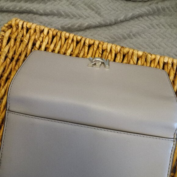 Michael Kors Leather wallet in gray - Picture 4 of 4